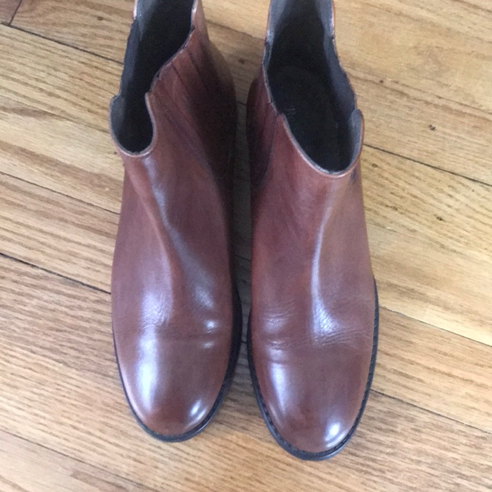 Bella Vita Brown Low boot
